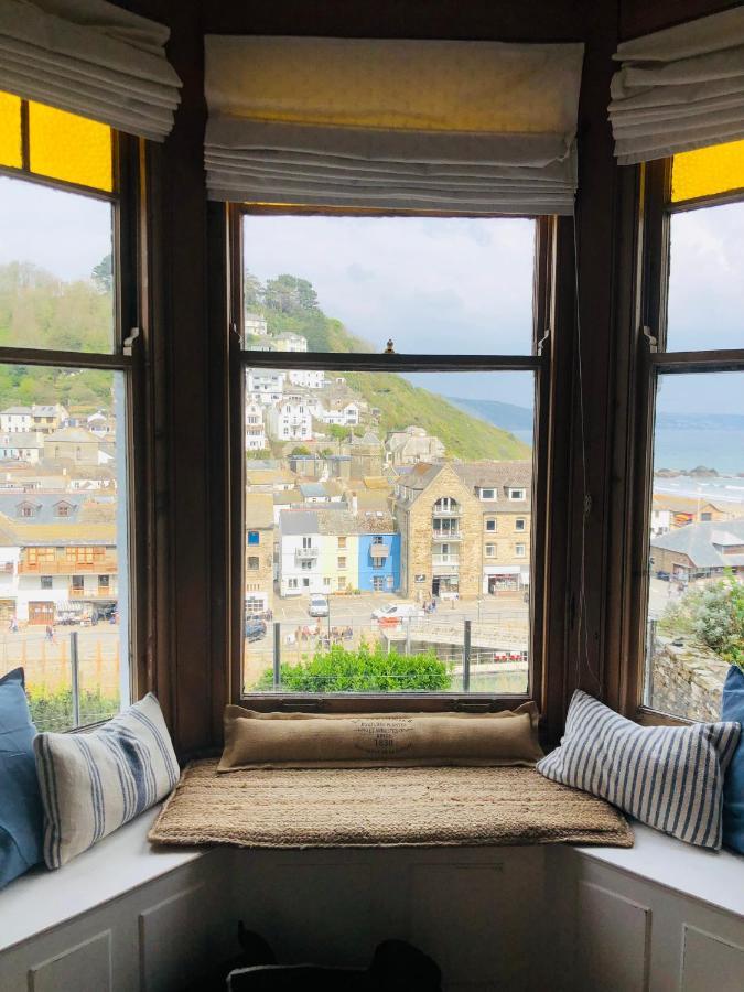 Harbour House *